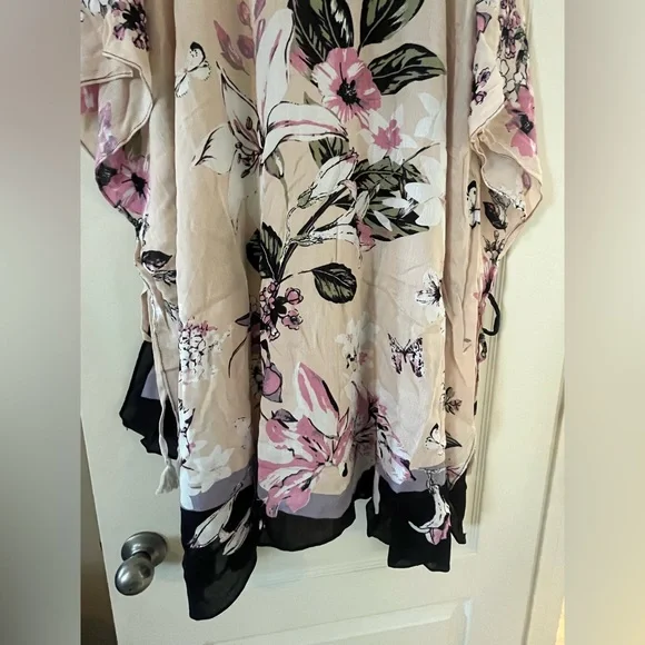 New! Vince Camuto Lily Botanical Floral Kimono Cardigan, Wrap Rayon OSFM - Picture 5 of 16